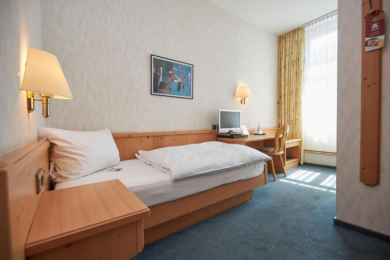 Hotel Bergischer Hof Windeck Экстерьер фото