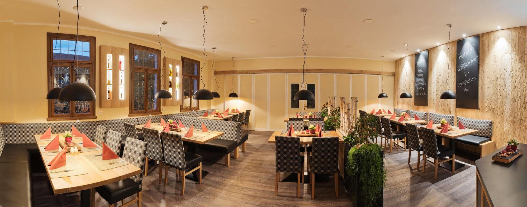 Hotel Bergischer Hof Windeck Экстерьер фото